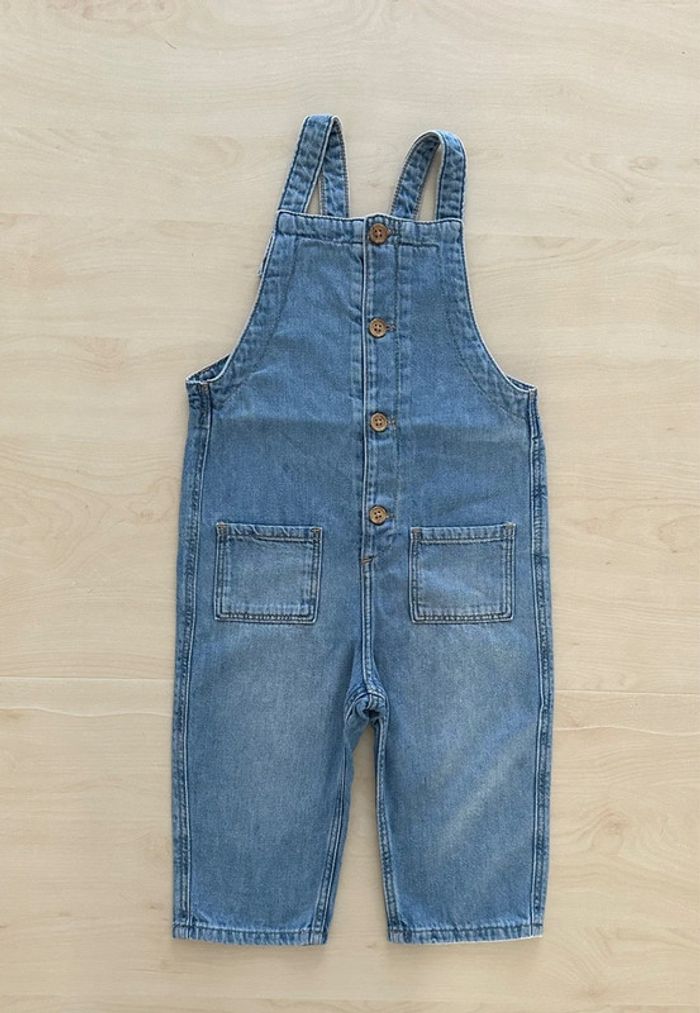 Salopette en jeans h&m 12 mois 80 cm - photo numéro 2