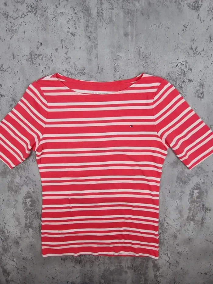 T-shirt rayé Tommy Hilfiger rose et blanc – Taille L Femme (mesures en photos) - photo numéro 3