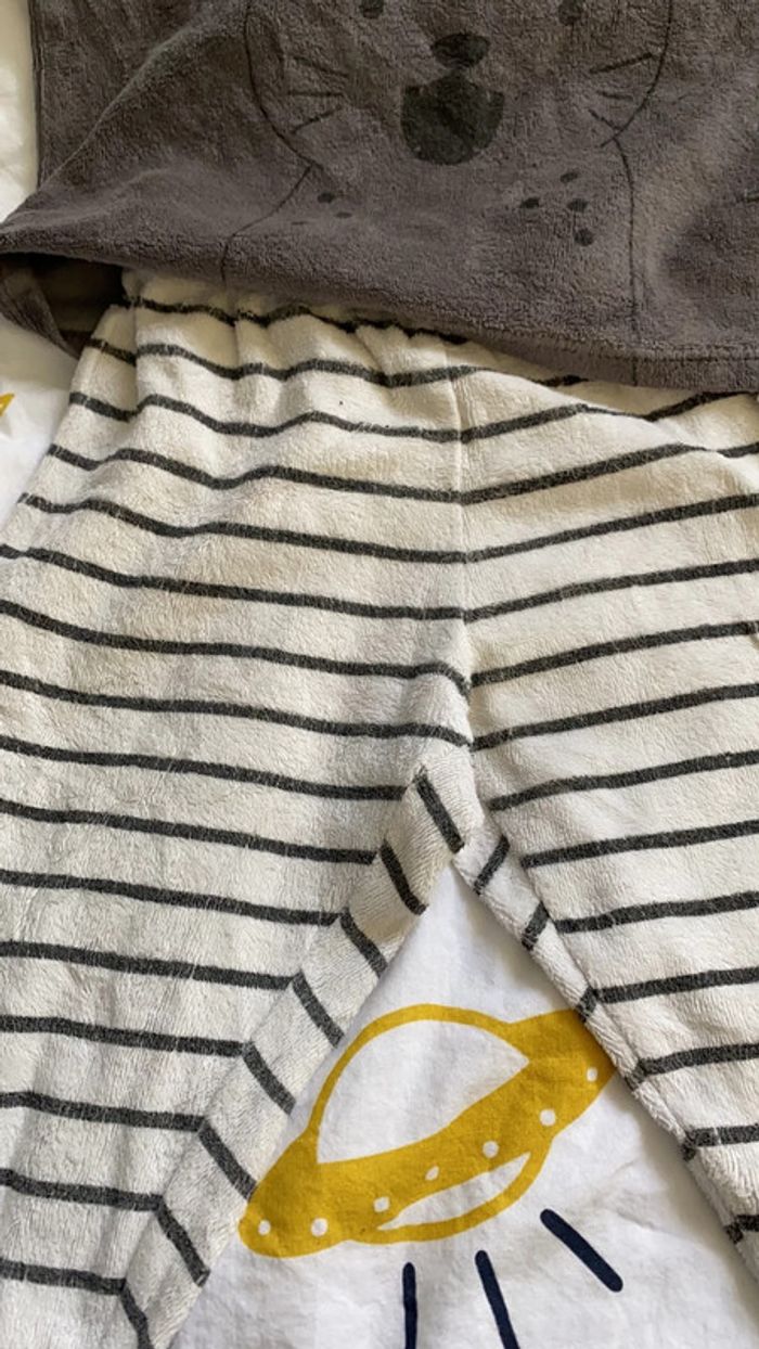 Pyjamas 2 pièce - photo numéro 3