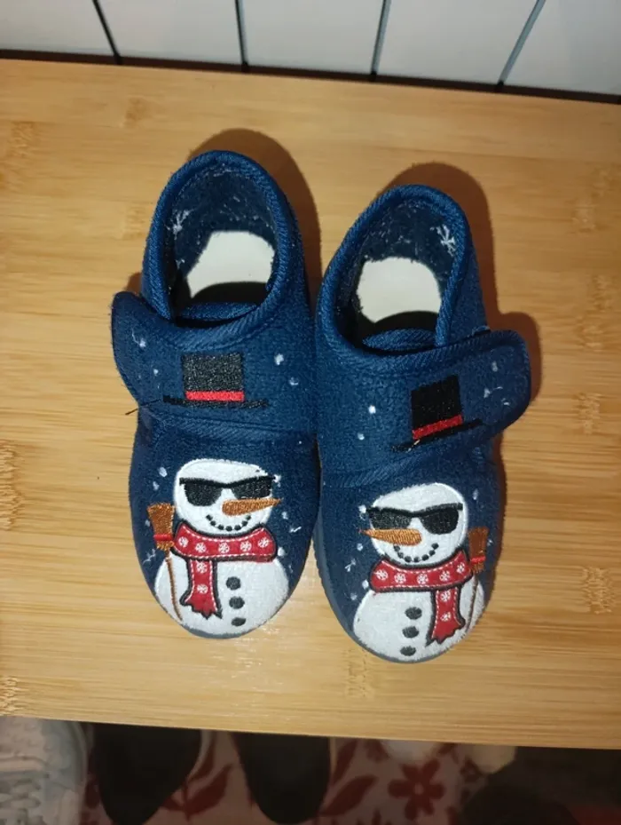 pantoufles de Noël pour enfant taille 26 - photo numéro 2