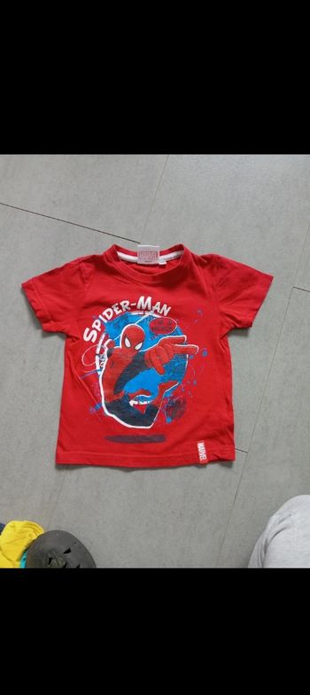 Tee shirt