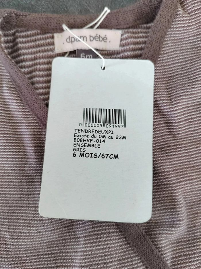 15 € Ensemble fille DPAM bébé 6 mois - photo numéro 5