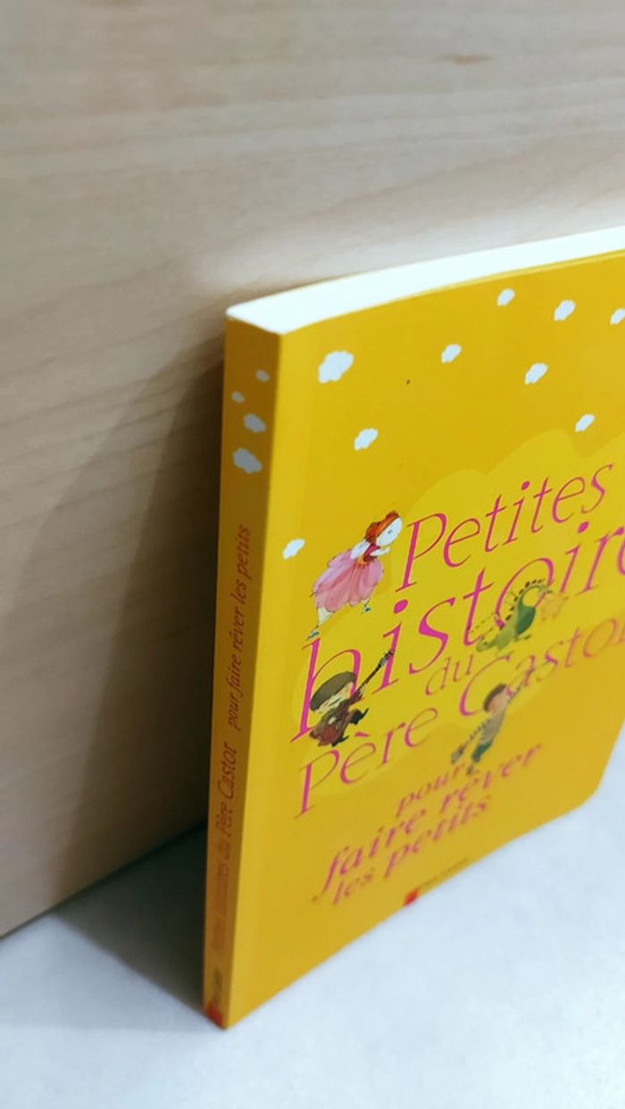 📚 Livre de contes : Petites histoires du Père Castor pour faire rêver les petits - photo numéro 7