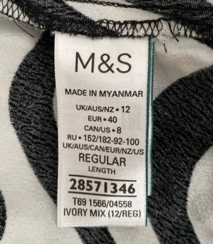 Robe longue fluide  imprimée Marks&Spencer - photo numéro 8