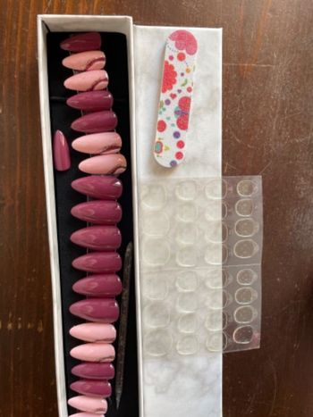 Faux ongle