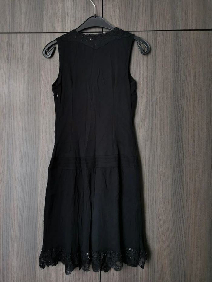 Robe noire à sequins - photo numéro 3