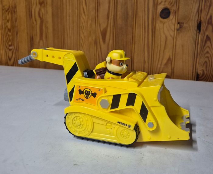 Véhicule de chantier transformable avec figurine ruben pat patrouille - photo numéro 4