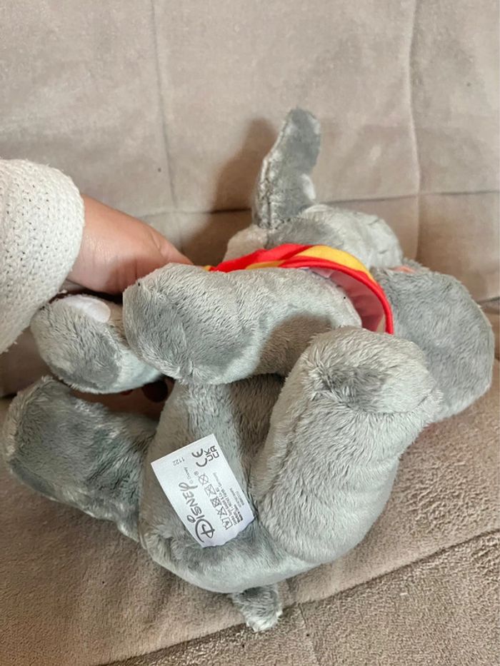 Peluche dumbo Disney - photo numéro 2
