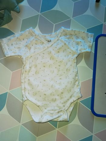 D1302 - body garçon 1 mois
