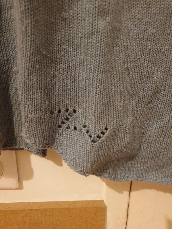 Pull col V 100% cachemire gris bleu - photo numéro 2