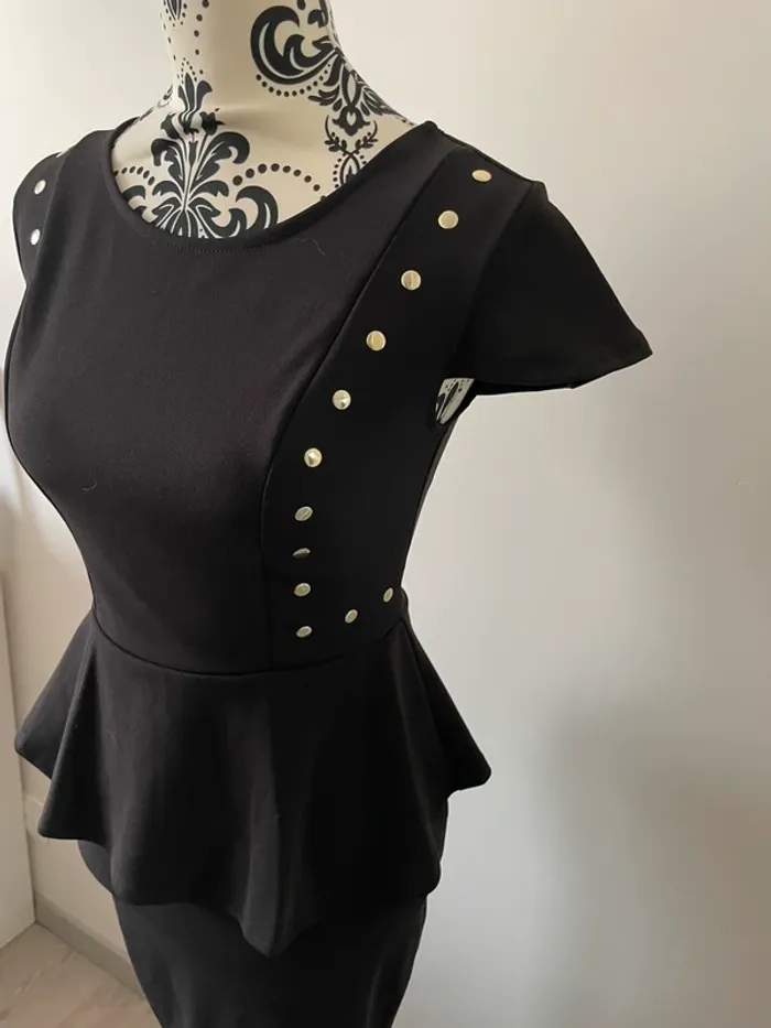 Robe noire chic à clous - Bodyflirt - Taille 34/36 - photo numéro 4