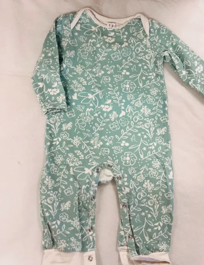 Pyjamas 9 mois - photo numéro 2