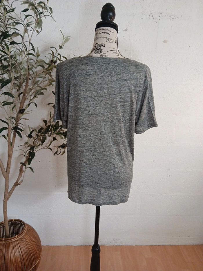 🤍 T-shirt Sandro – Taille 3 – Bon état - photo numéro 5