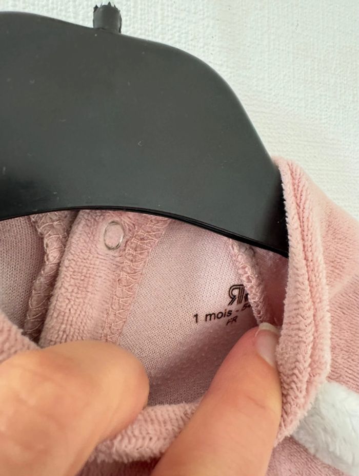 Pyjama / dors bien velour - taille 1 mois 🌸 - photo numéro 2