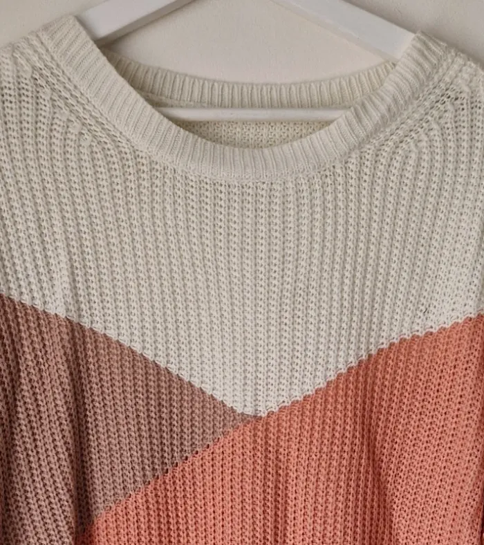 Pull beige/vieux rose/saumon