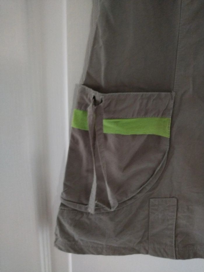 Tunique kaki portée une fois taille 2 correspond à 36-40 - photo numéro 2