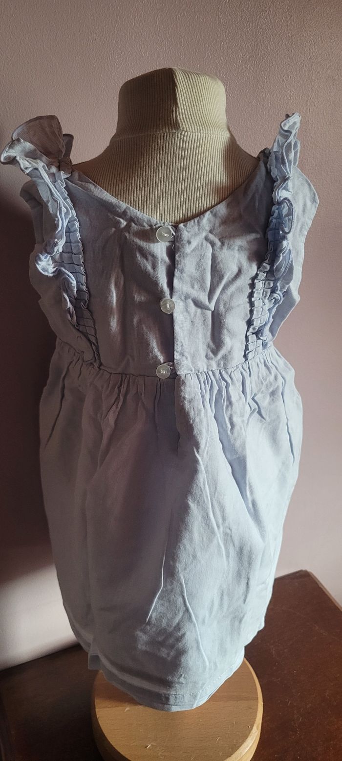 Robe sans manches - photo numéro 4