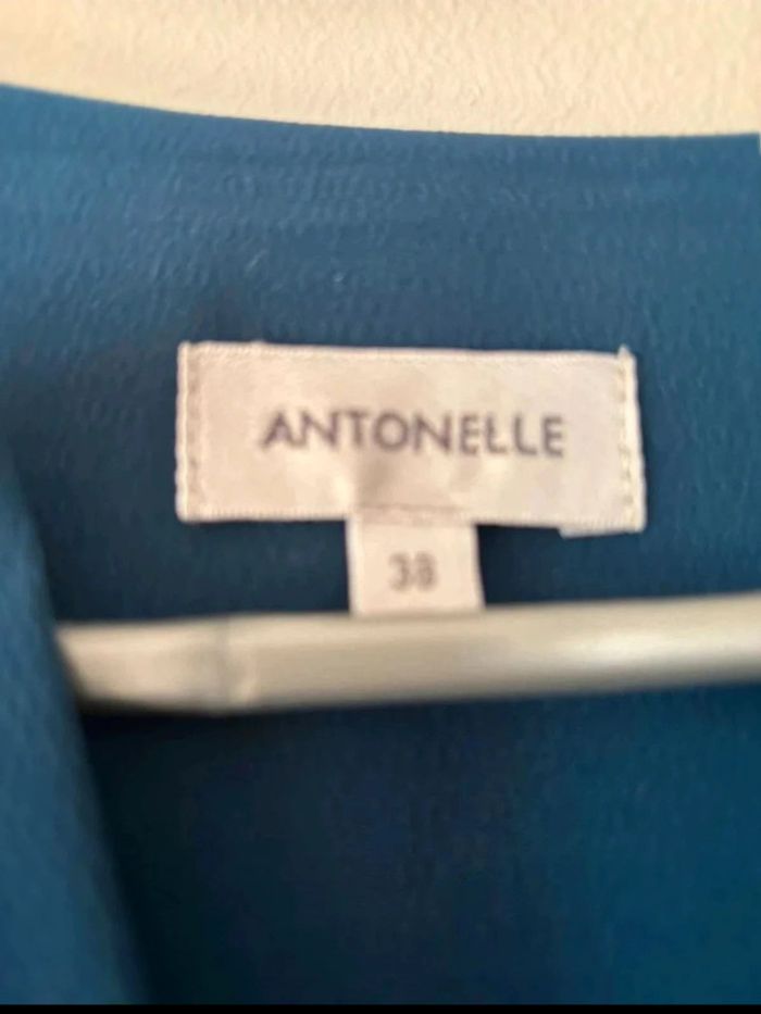 🌙 Robe Antonelle - Taille  38 🌙 - photo numéro 2