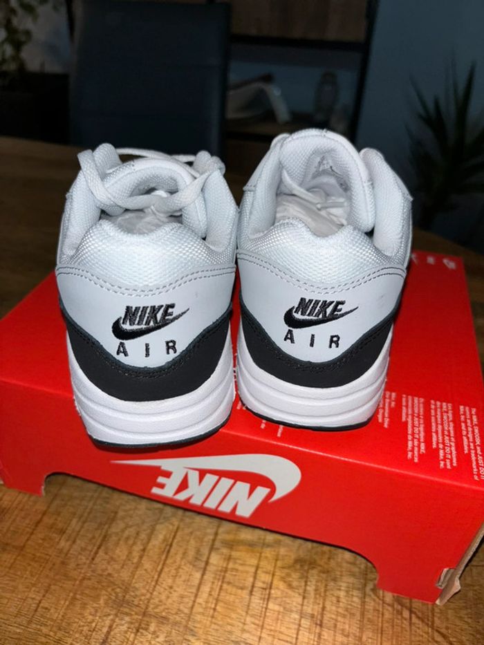 Air Max P.36,5 Neuves unisex - photo numéro 2