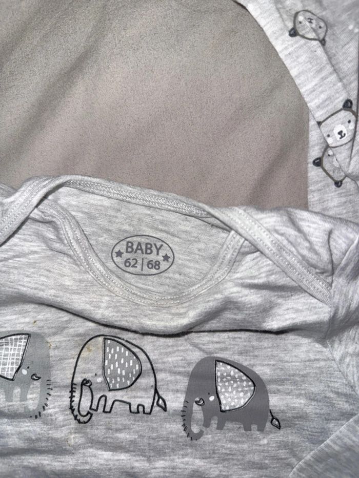 2 pyjama sans pied + 1 t shirt manche longue éléphant 62 68 cm - photo numéro 2