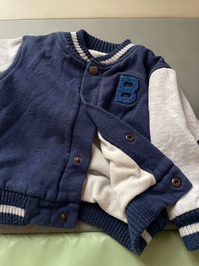 Lot de 2 vestes 12 mois - photo numéro 9