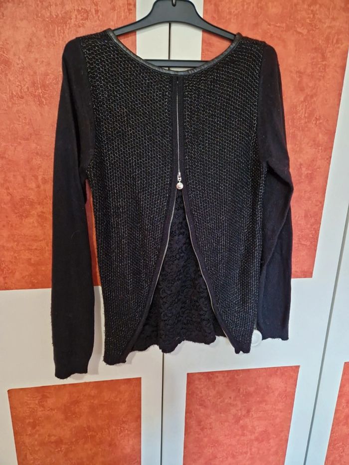 Pull ouvert dos - photo numéro 9