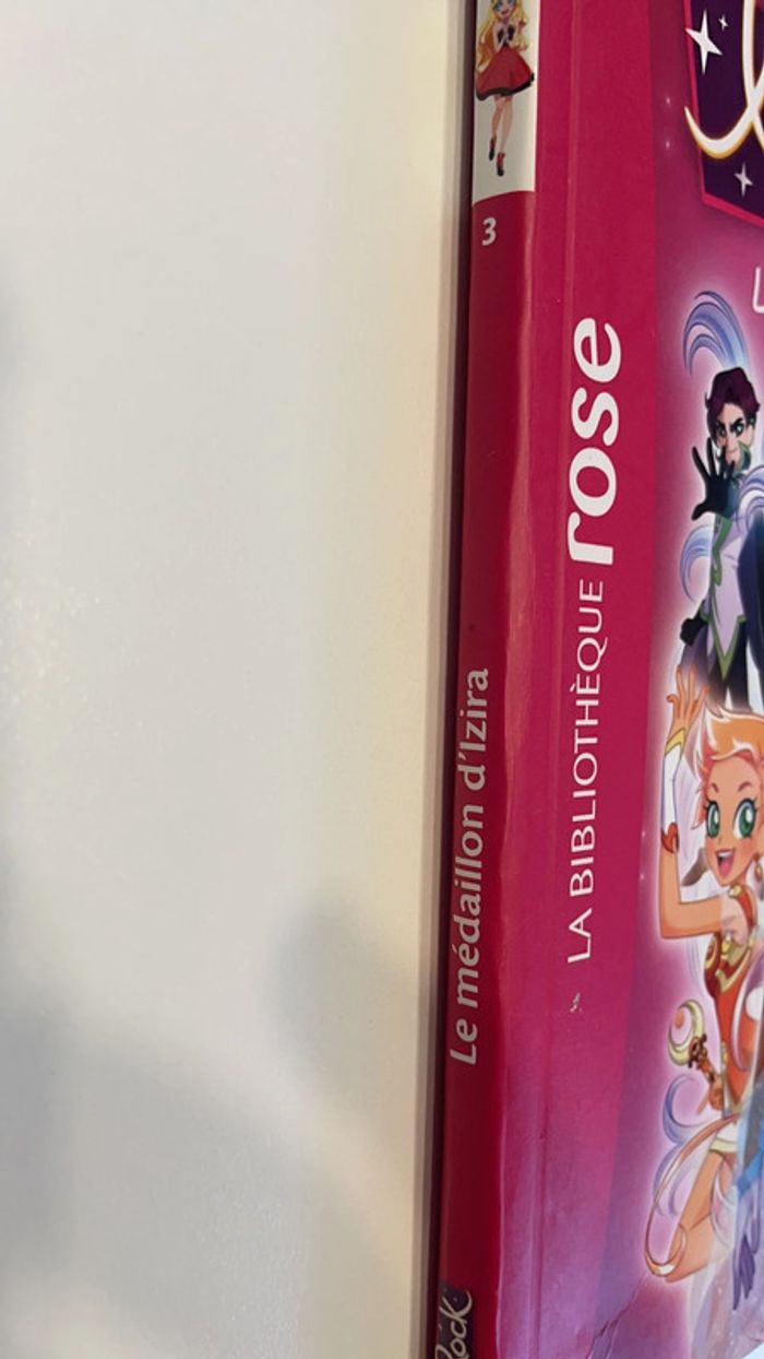 Lolirock le médaillon d’Izira T3 - photo numéro 2