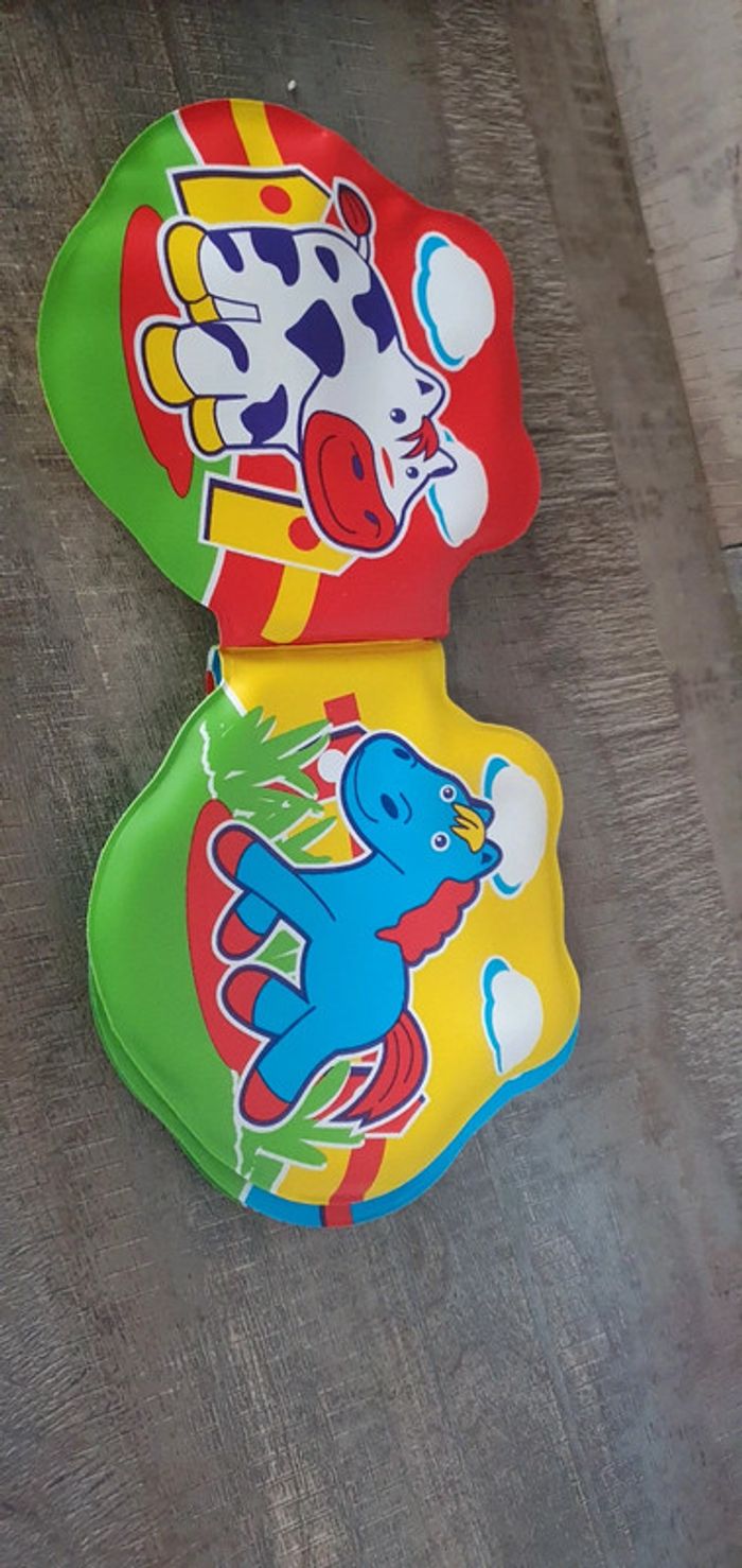 Jouet livre de bain - photo numéro 4