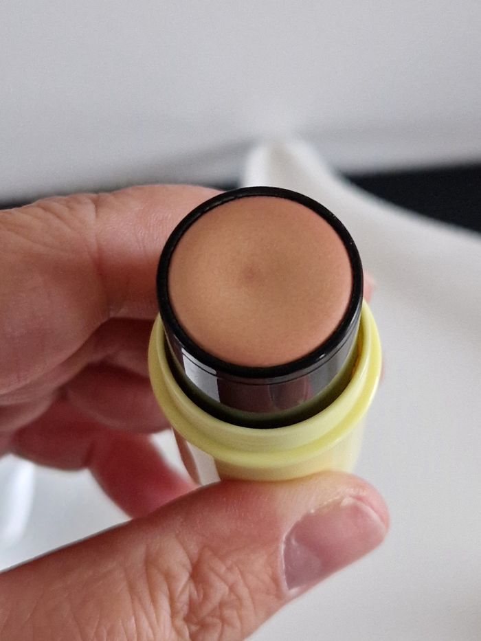 Maquillage highlighter pomponne - photo numéro 3