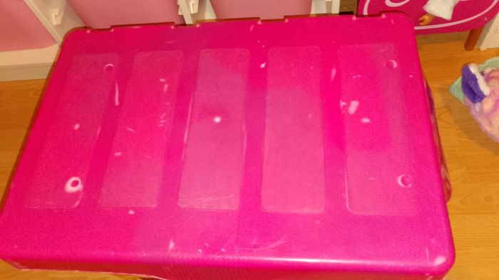 Coffre à jouets avec roulettes
De - photo numéro 2