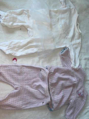 Lot 2 pyjamas