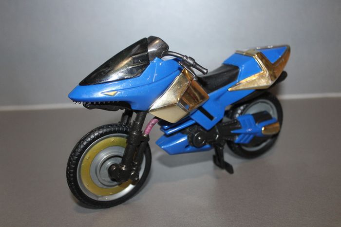 Figurine Véhicule Wild Force - Power Rangers 2002