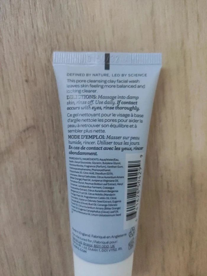 Elemis Nettoyant clarifiant à l'argile - photo numéro 3