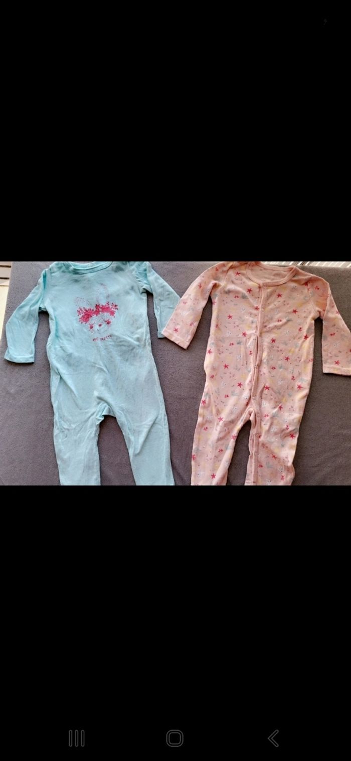 Lot de 13 babygros/pyjamas bébé - photo numéro 2