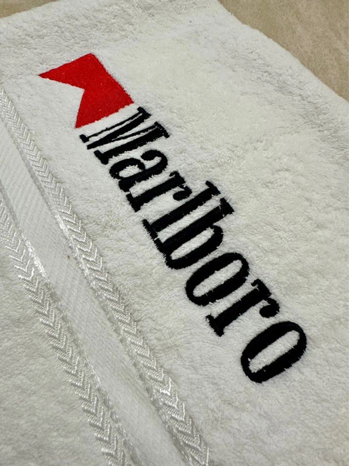 Serviette Marlboro - photo numéro 12