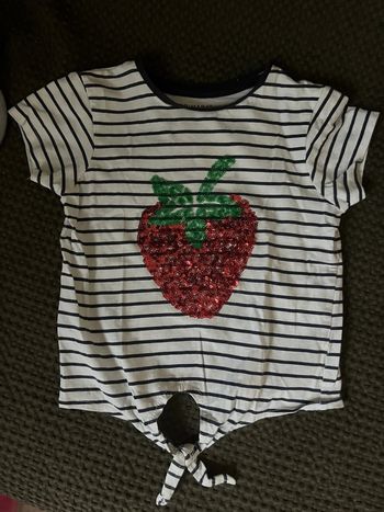 Tee shirt manches courtes rayés avec fraises