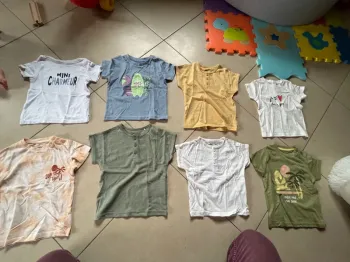 Lot de 8 t-shirt manches courtes taille 12 mois (74 cm )