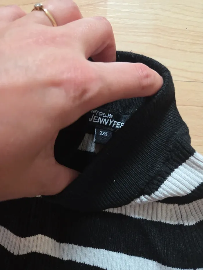 Pull jennyfer 2XS - photo numéro 2