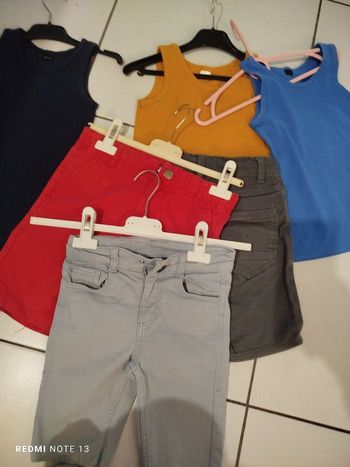 #kytie5ansgarcon. 3 débardeurs et 3 bermuda taille 5 ans 
