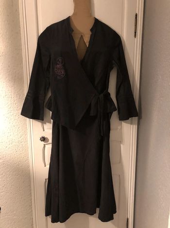 AN96: Ensemble jupe + cache cœur gris T 46