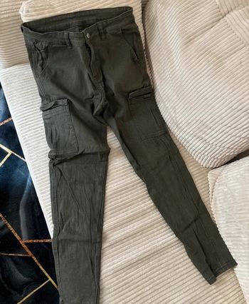 Pantaloon en jean cargo vert kaki