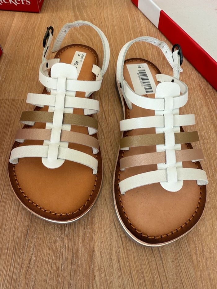 Sandales Kickers argent Dixon en 28 NEUVES