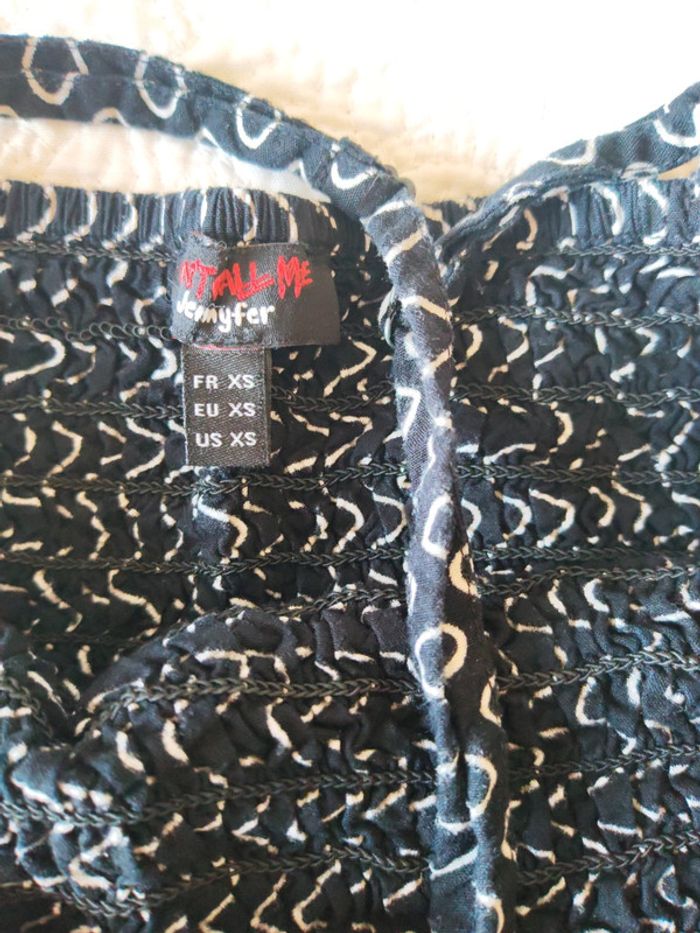 Combinaison short, taille XS, marque jennyfer , très bon état - photo numéro 3