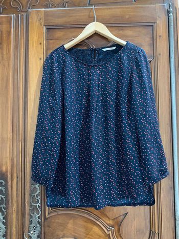 Superbe blouse avec dentelle 🌸