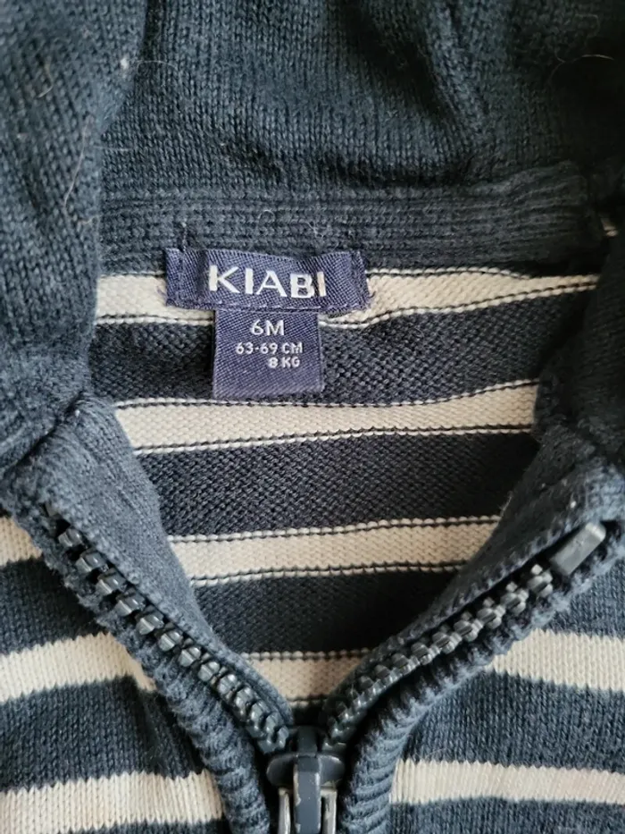 Veste 6 mois - photo numéro 2