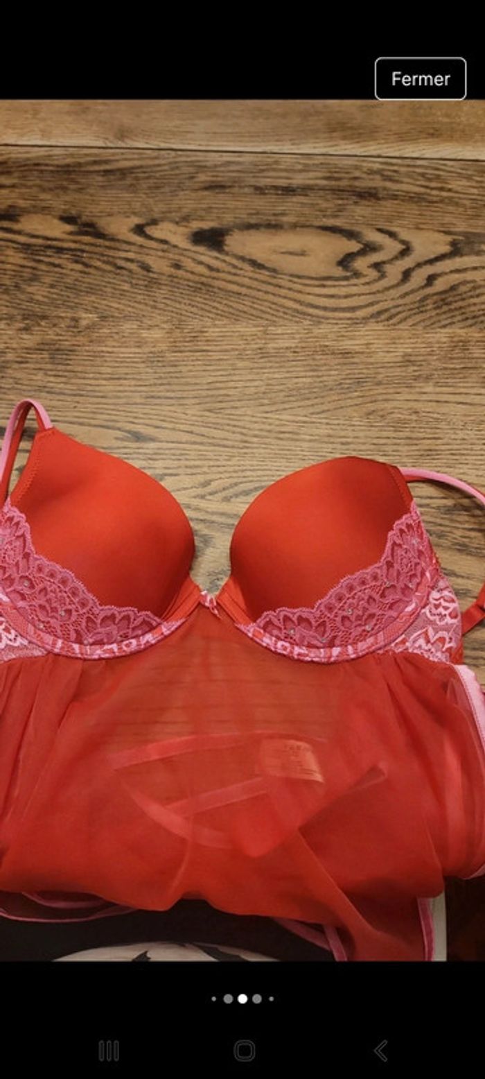 Nuisette rouge Hunkemöller taille M - photo numéro 9