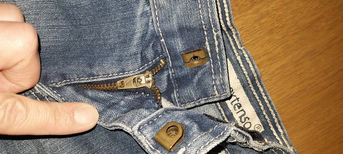 Short/ bermuda En jean État neuf 2 ans - photo numéro 6