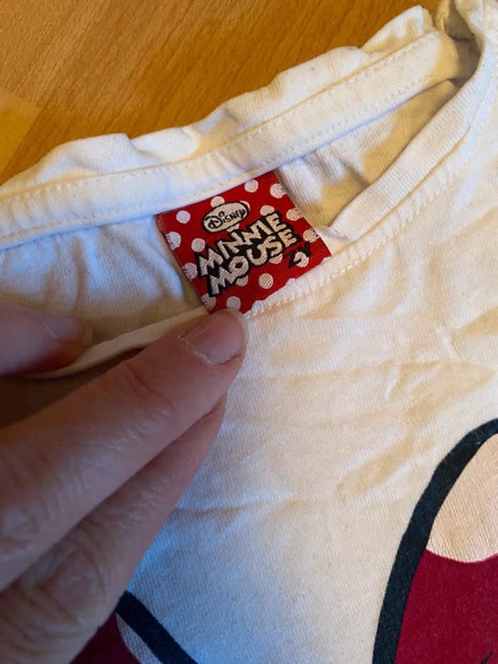 Pull Minnie Mouse Taille 5/6 ans - photo numéro 3