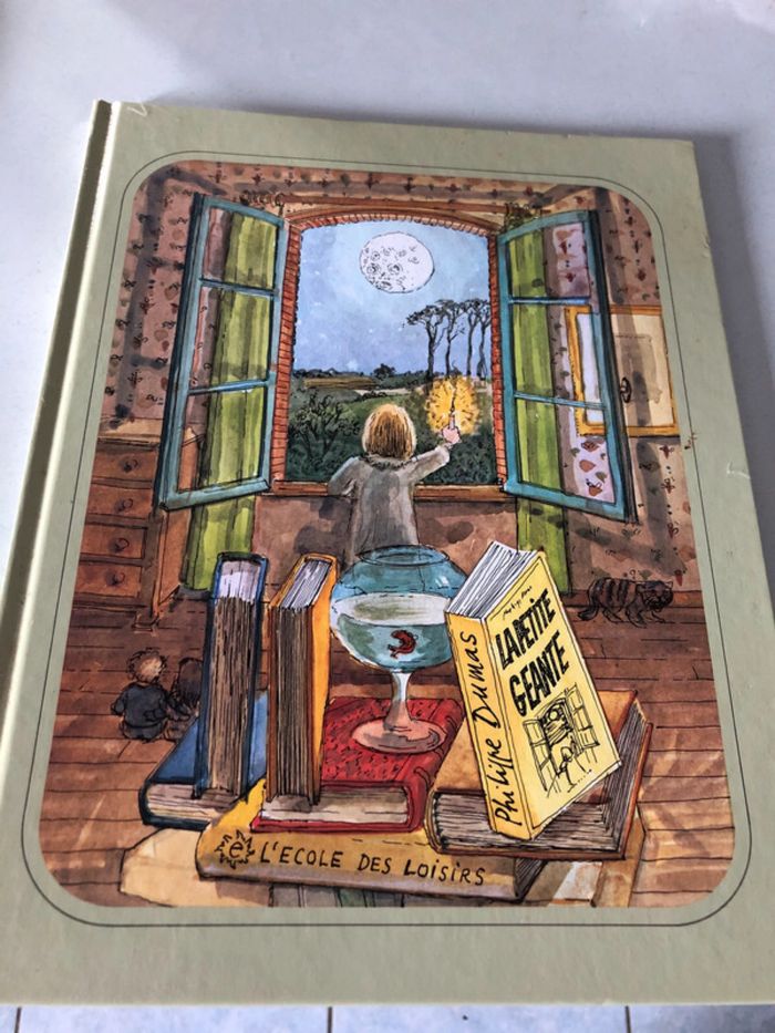 Livre La petite Géante en tbe à 3 euros