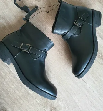 Bottines taille 38 neuves